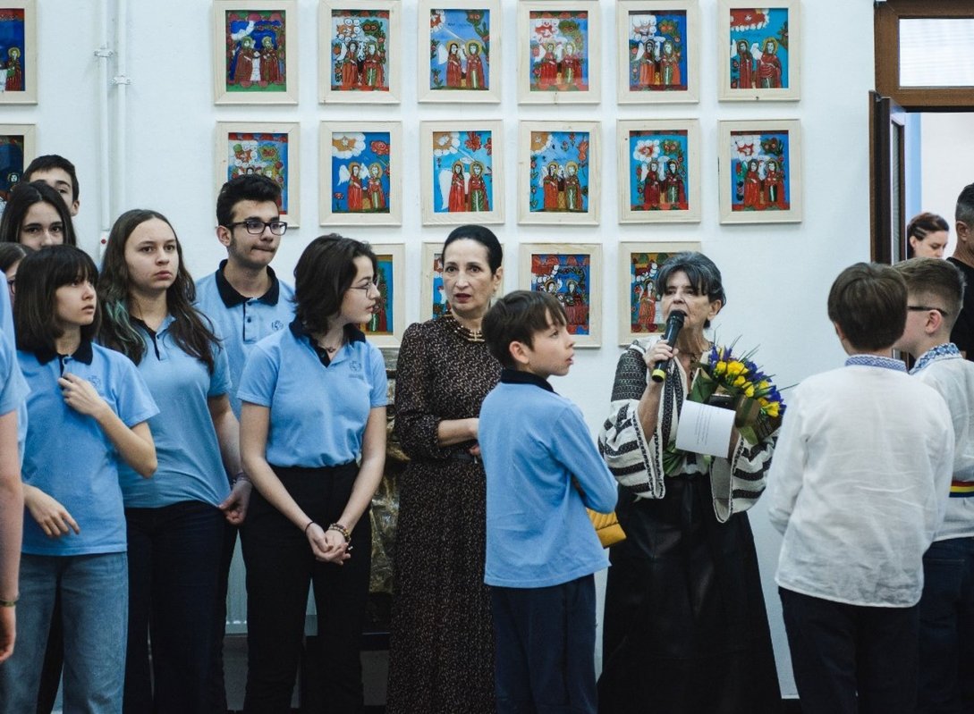 „Doar iubind copiii îi putem călăuzi” 259493