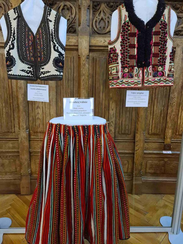 Poveștile nemuritoare ale straielor românești 259514