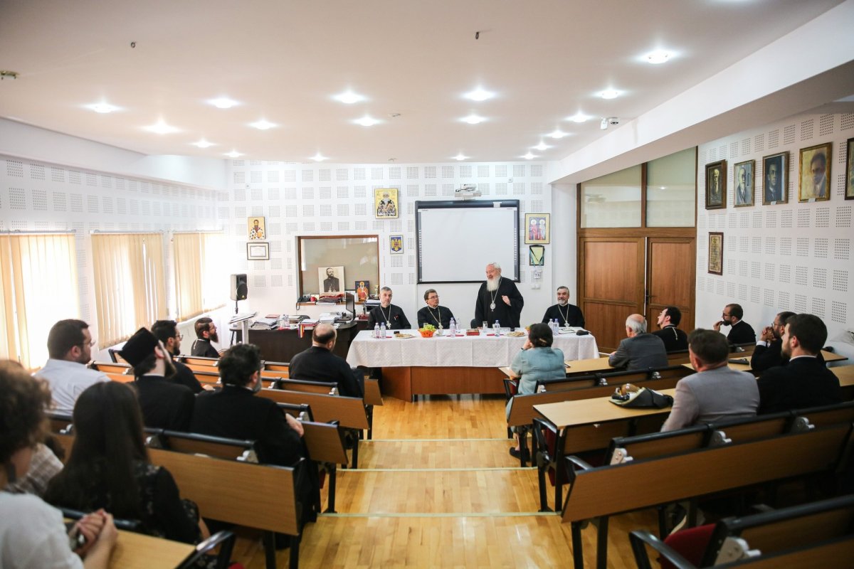 Un nou conducător de doctorat la Facultatea de Teologie Ortodoxă din Cluj‑Napoca: Preasfinţitul Părinte Benedict Bistrițeanul 259565