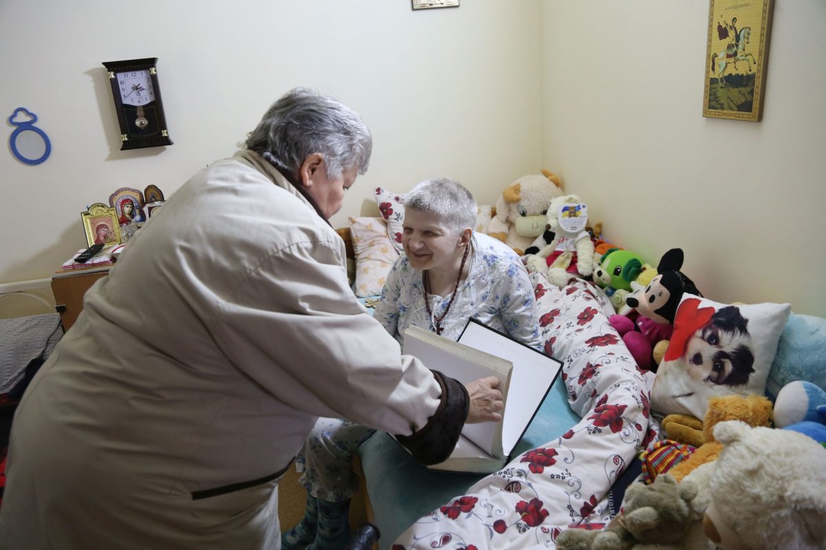 Dumbrava, sursă de iubire şi energie pentru sute de copii şi vârstnici 259327