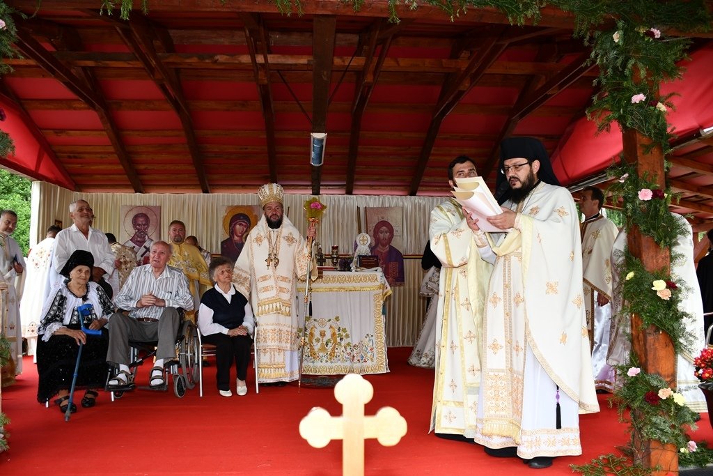 Hramuri de sărbătoarea Nașterii Botezătorului Ioan în Eparhia Caransebeșului 259876