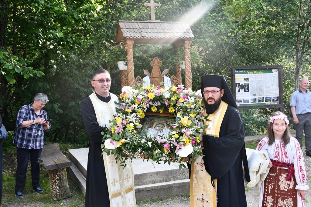 Hramuri de sărbătoarea Nașterii Botezătorului Ioan în Eparhia Caransebeșului 259877