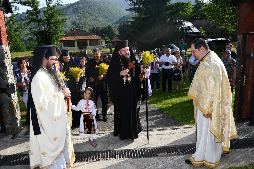 Hramuri de sărbătoarea Nașterii Botezătorului Ioan în Eparhia Caransebeșului 259879