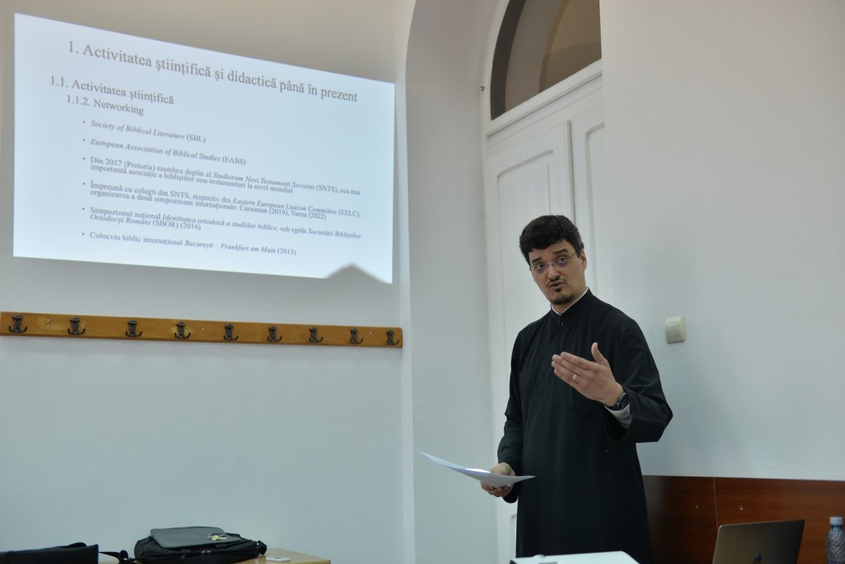 Un nou lector universitar la Facultatea „Justinian Patriarhul” din Capitală 259911
