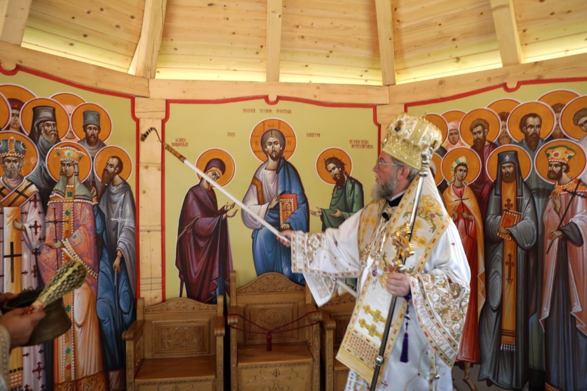 Sărbătoare în Episcopia Maramureşului şi Sătmarului 259963