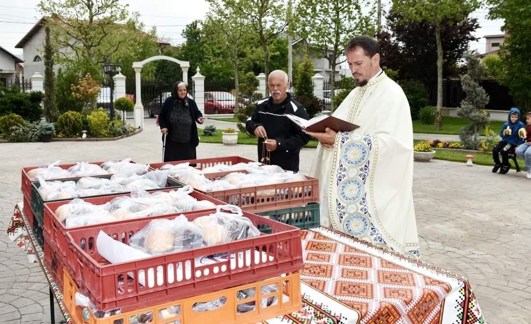 Bătrânii „tineri” din satul giurgiuvean Ghionea 260117