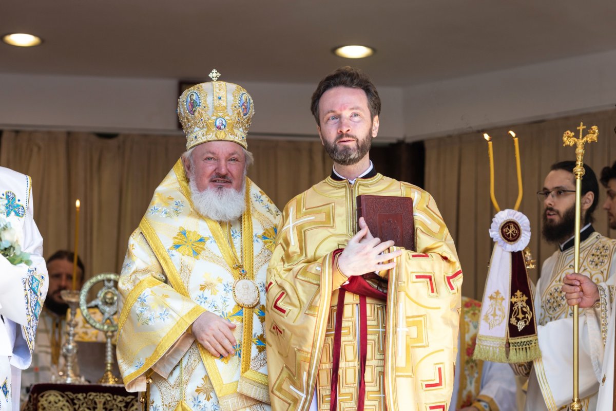 Corifeii Apostolilor, sărbătoriți la Mănăstirea Radu Vodă din București 260278