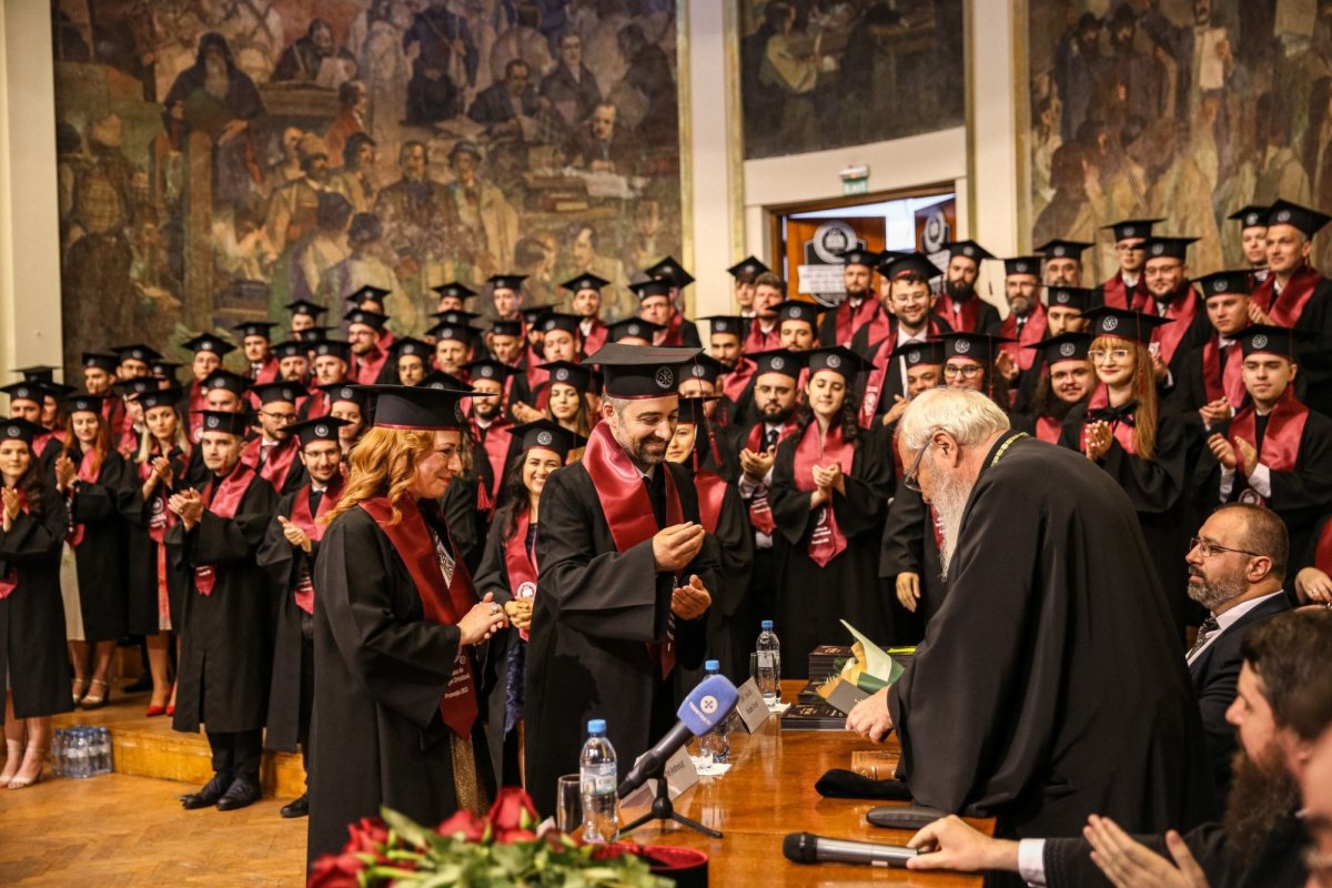 Festivitatea de absolvire la Facultatea de Teologie Ortodoxă din Cluj-Napoca 260158