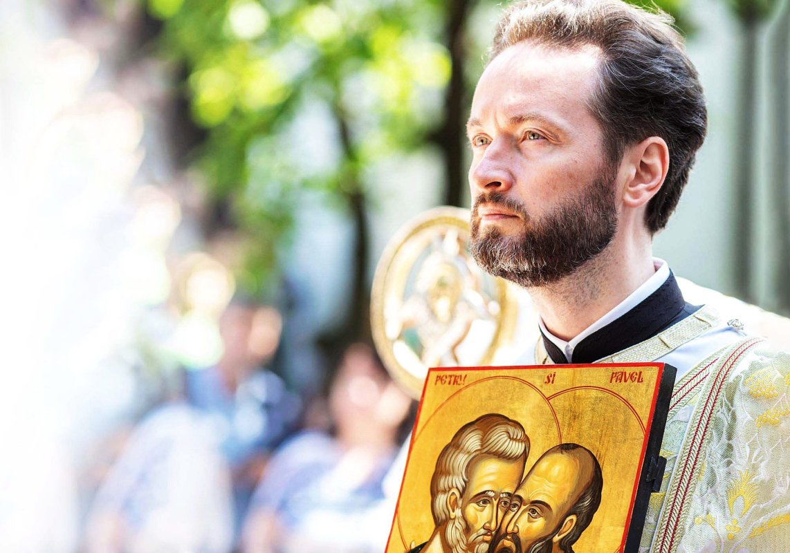 La ce bun intelectualii în Biserică? 260422