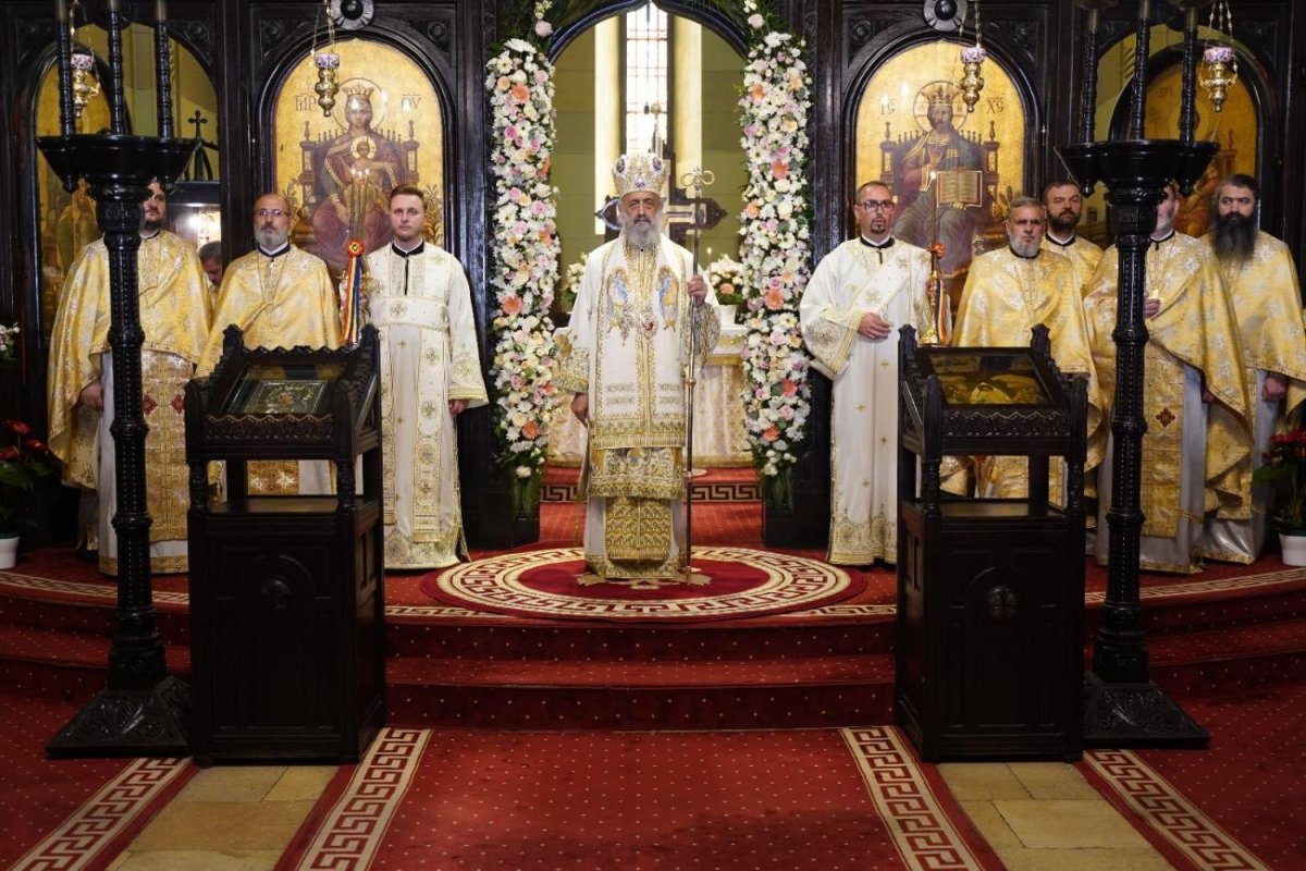 Moment aniversar în Arhiepiscopia Alba Iuliei 260433