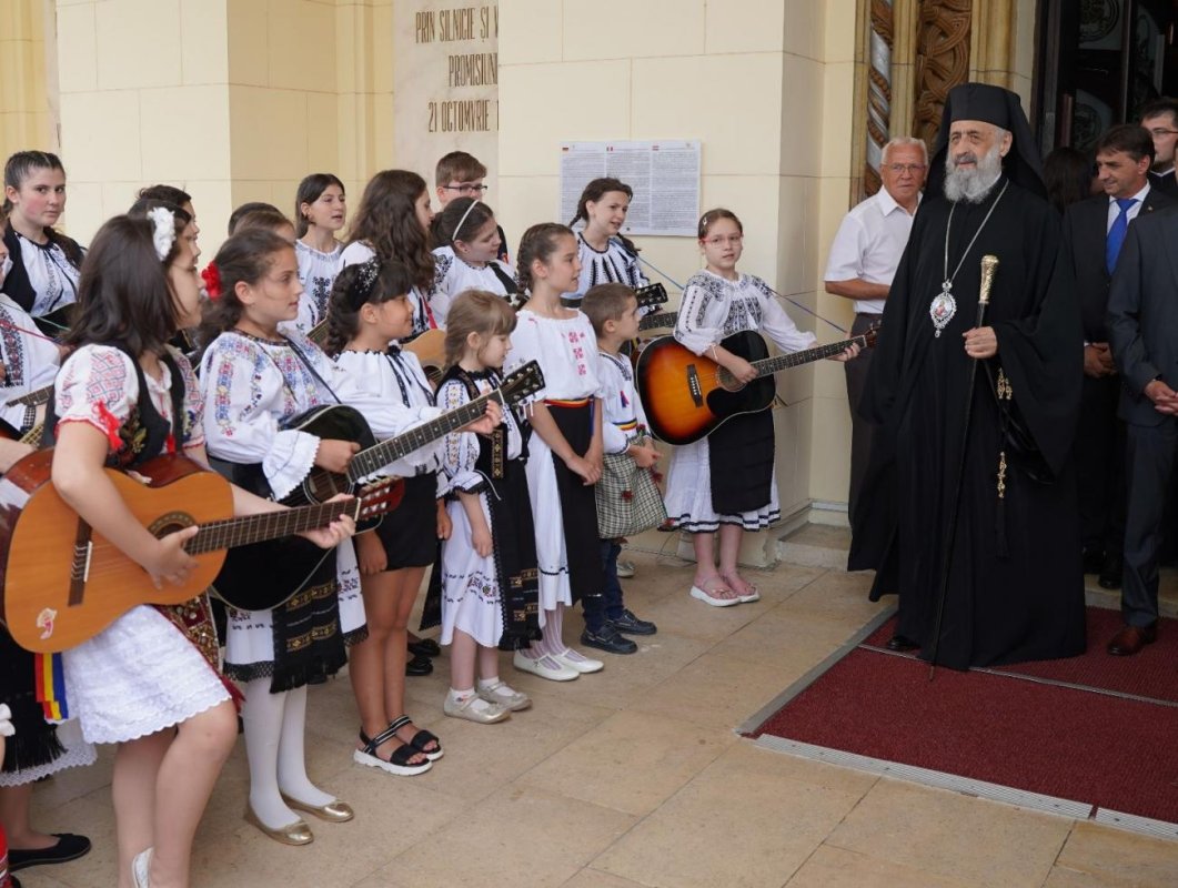 Moment aniversar în Arhiepiscopia Alba Iuliei 260439