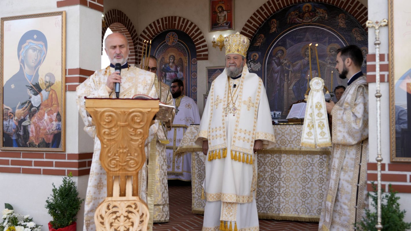 Sfințiri în Parohia Hălchiu, județul Brașov 260444