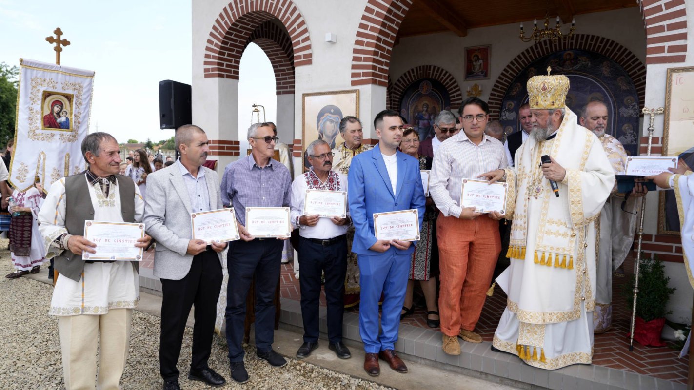 Sfințiri în Parohia Hălchiu, județul Brașov 260448