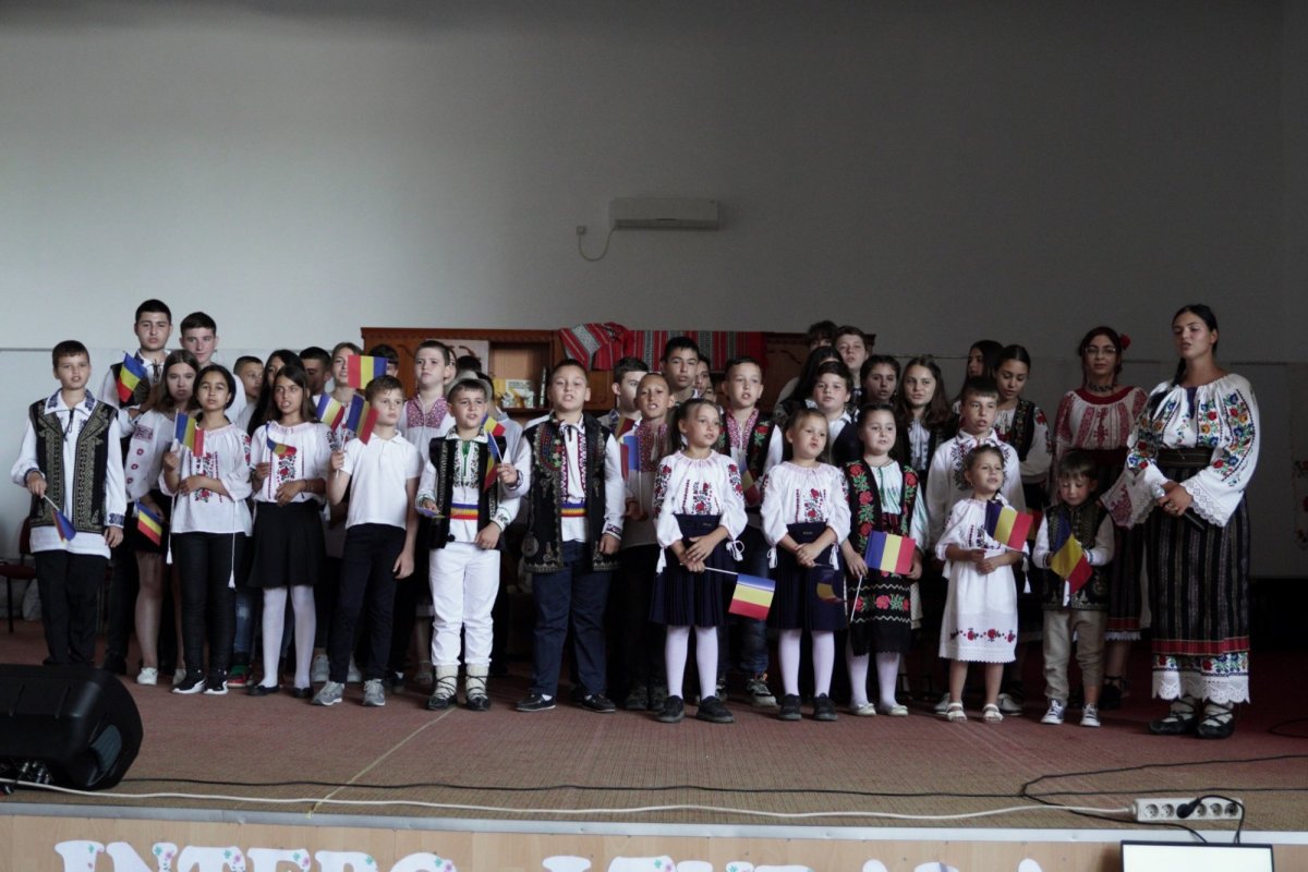 Activităţi de vară pentru copiii din trei comunităţi gălăţene 260570