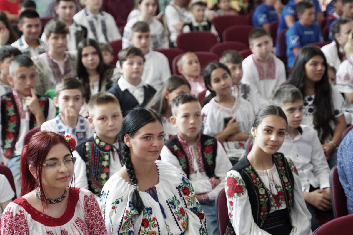 Activităţi de vară pentru copiii din trei comunităţi gălăţene 260573