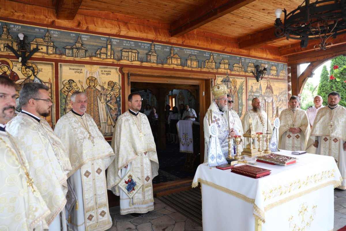Sfântul Voievod Ştefan cel Mare, cinstit de poliţiştii de frontieră din Sighetu Marmaţiei 260546