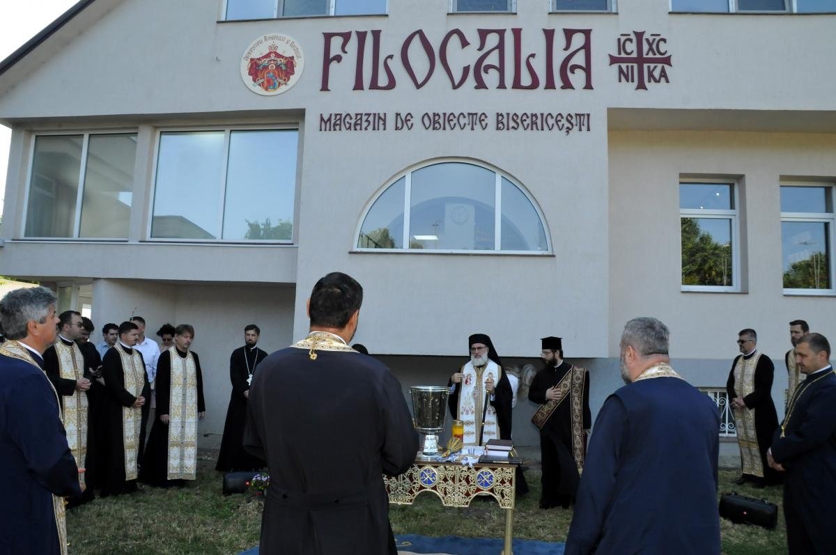 Un nou sediu al magazinului „Filocalia” a fost inaugurat la Bacău 260558
