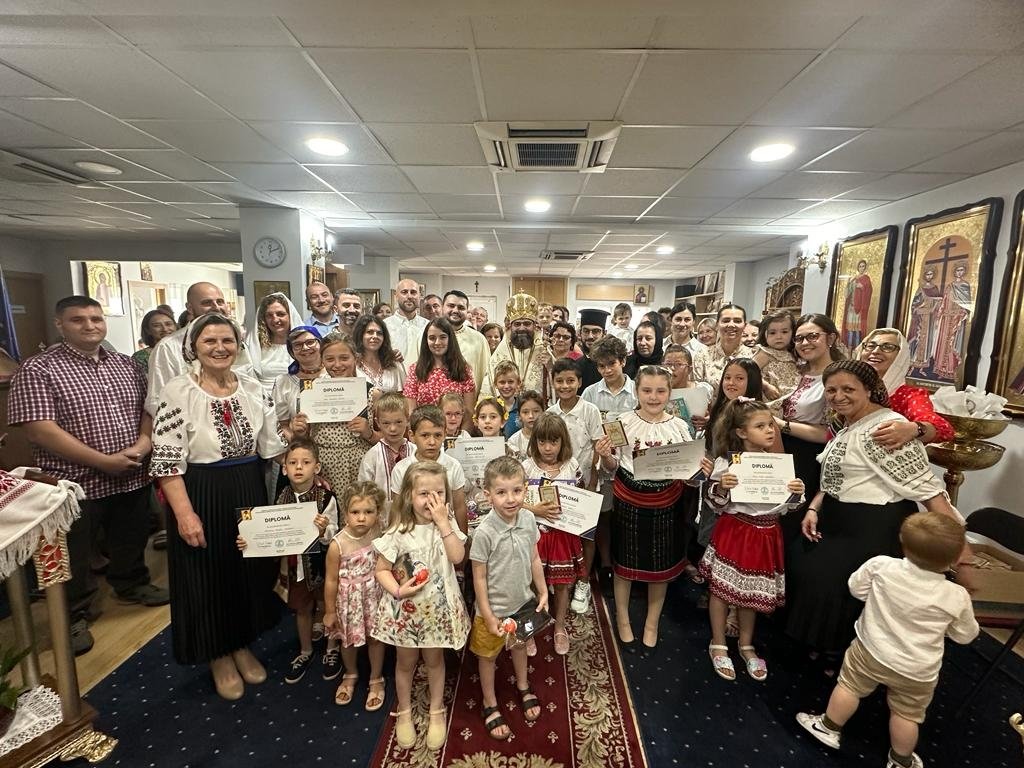 Prezență arhierească la hramul unei parohii românești din Spania 260670