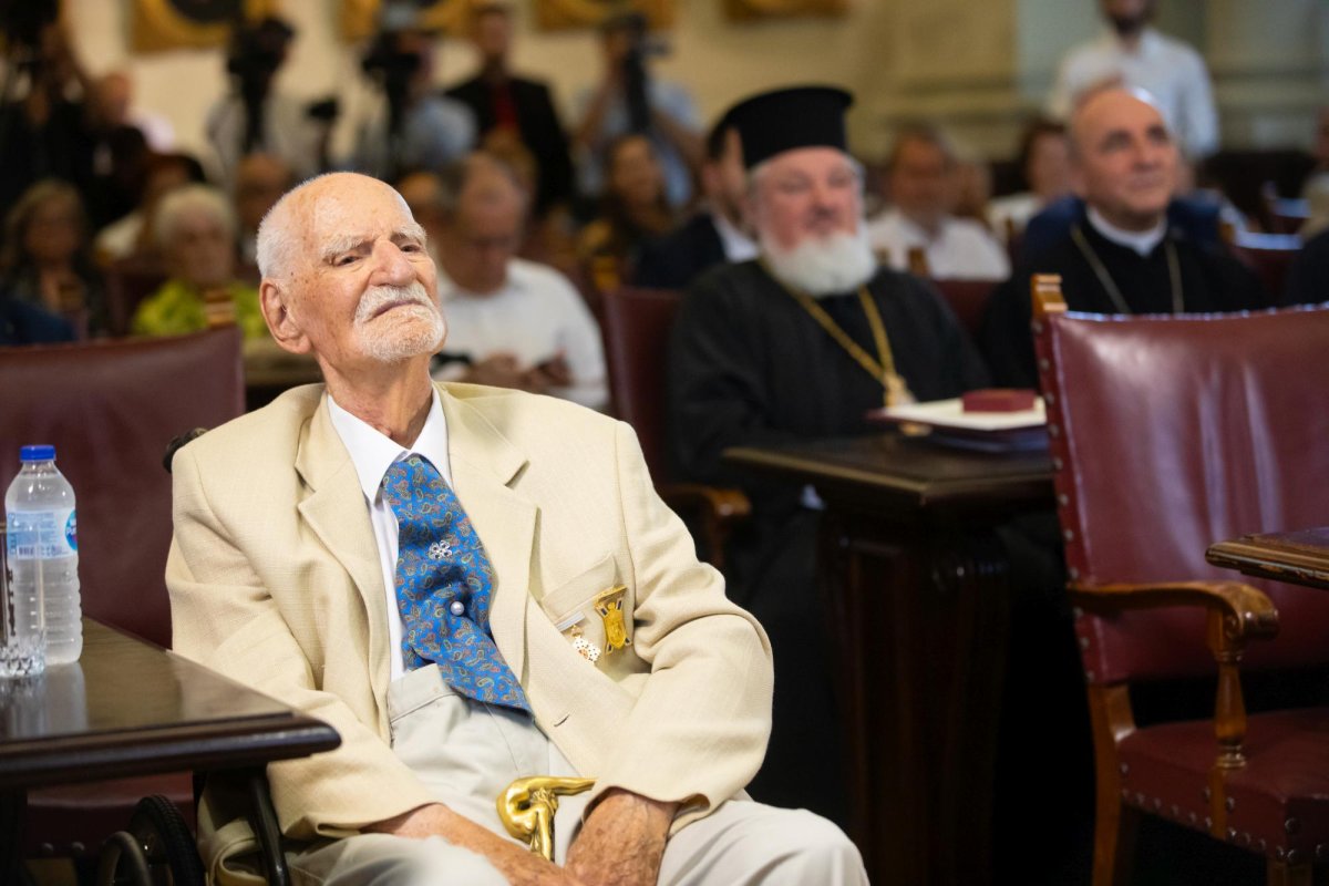 Omagiu şi binecuvântare de centenar 260750