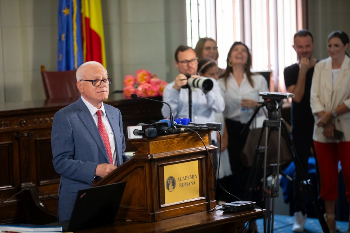 Sesiune aniversară la centenarul academicianului Constantin Bălăceanu-Stolnici 260792