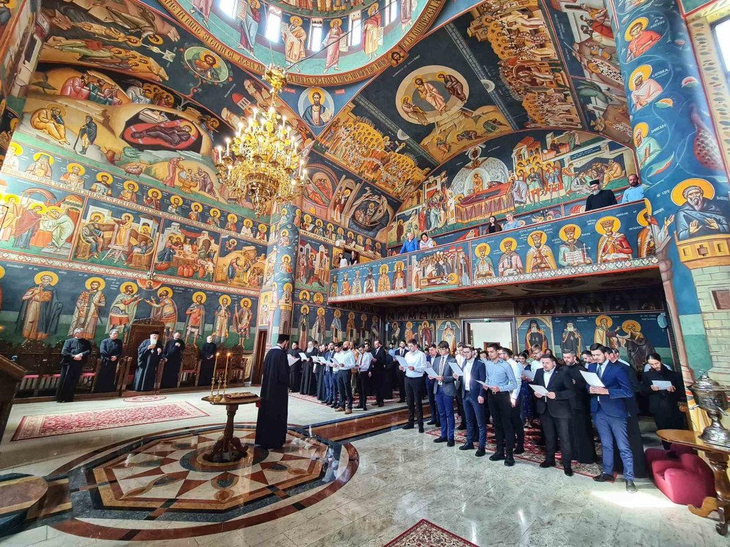 Absolvenții teologi clujeni au depus jurământul de credință 260868