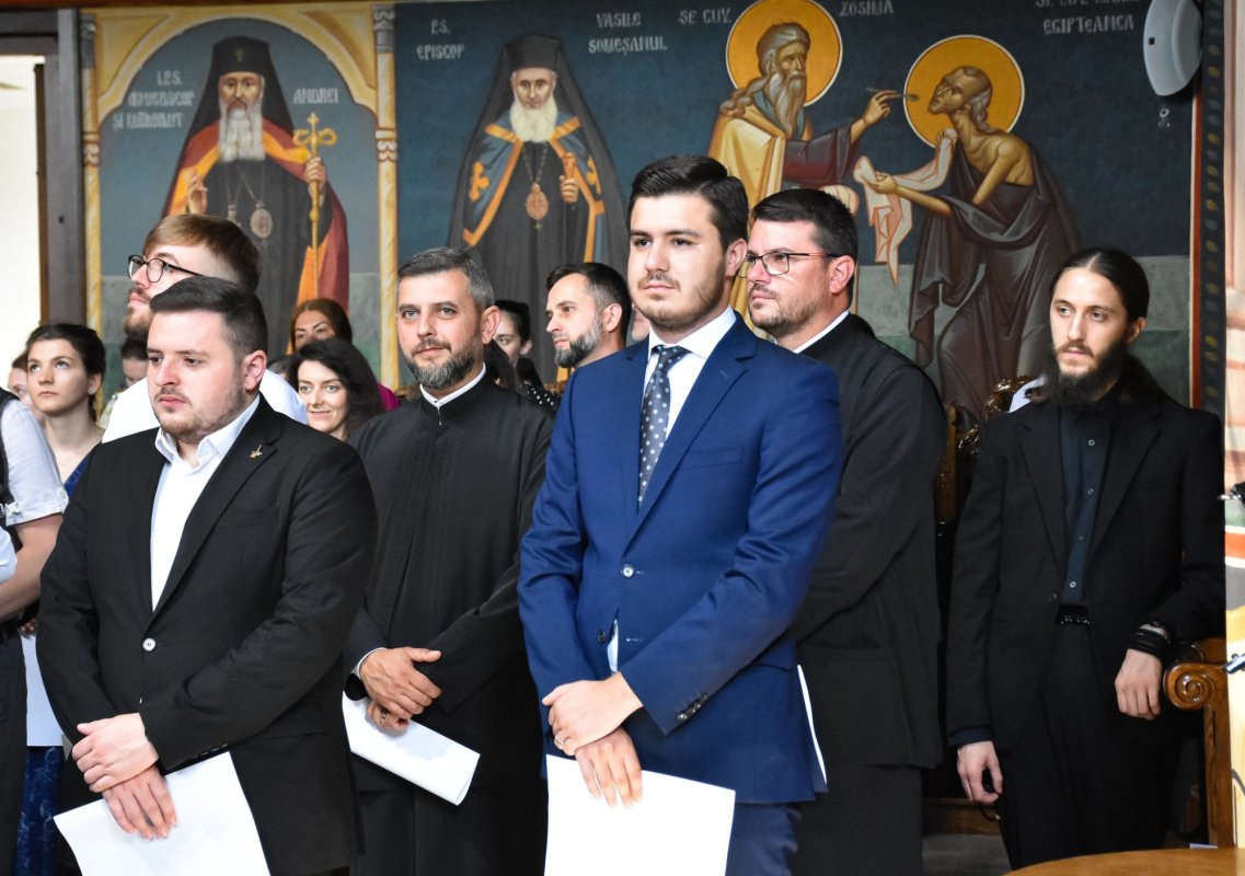 Absolvenții teologi clujeni au depus jurământul de credință 260871