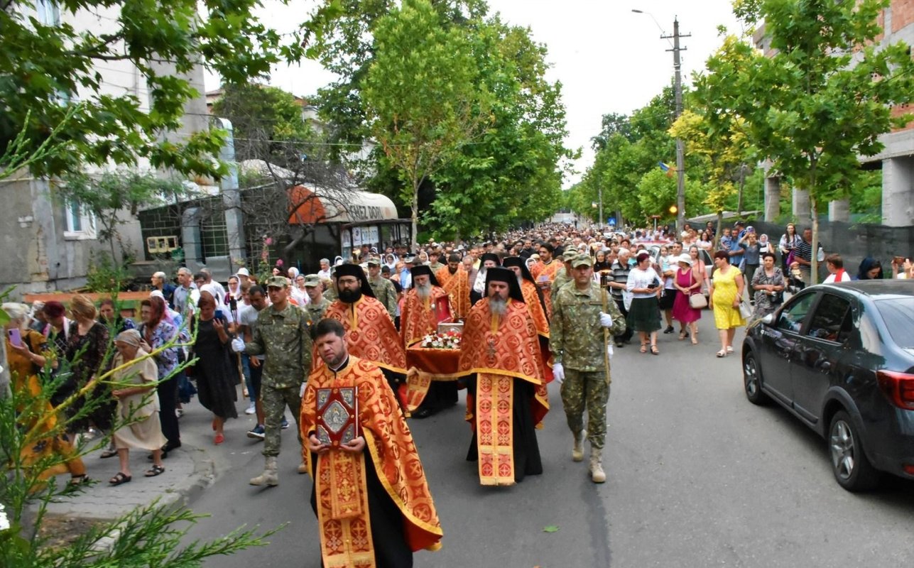 Sărbătorirea Sfintei Mucenițe Chiriachi la Huși 260939