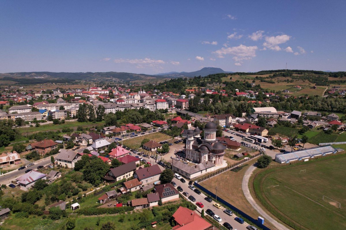 Sărbătoare în Parohia „Înălţarea Domnului” din Târgu Lăpuş 261039