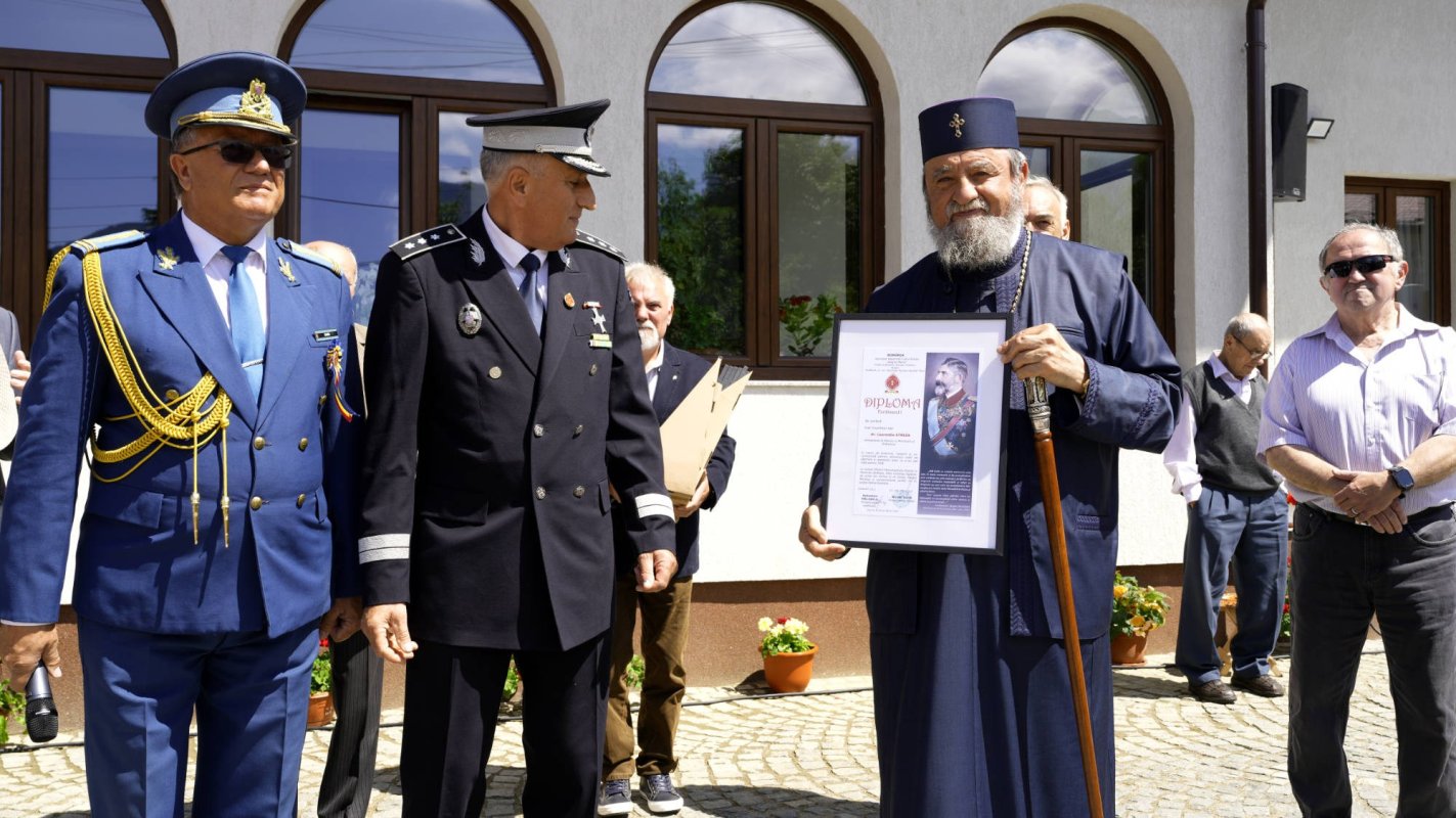 Binecuvântare și înnoire în comunitatea brașoveană din Bran-Poartă 261277