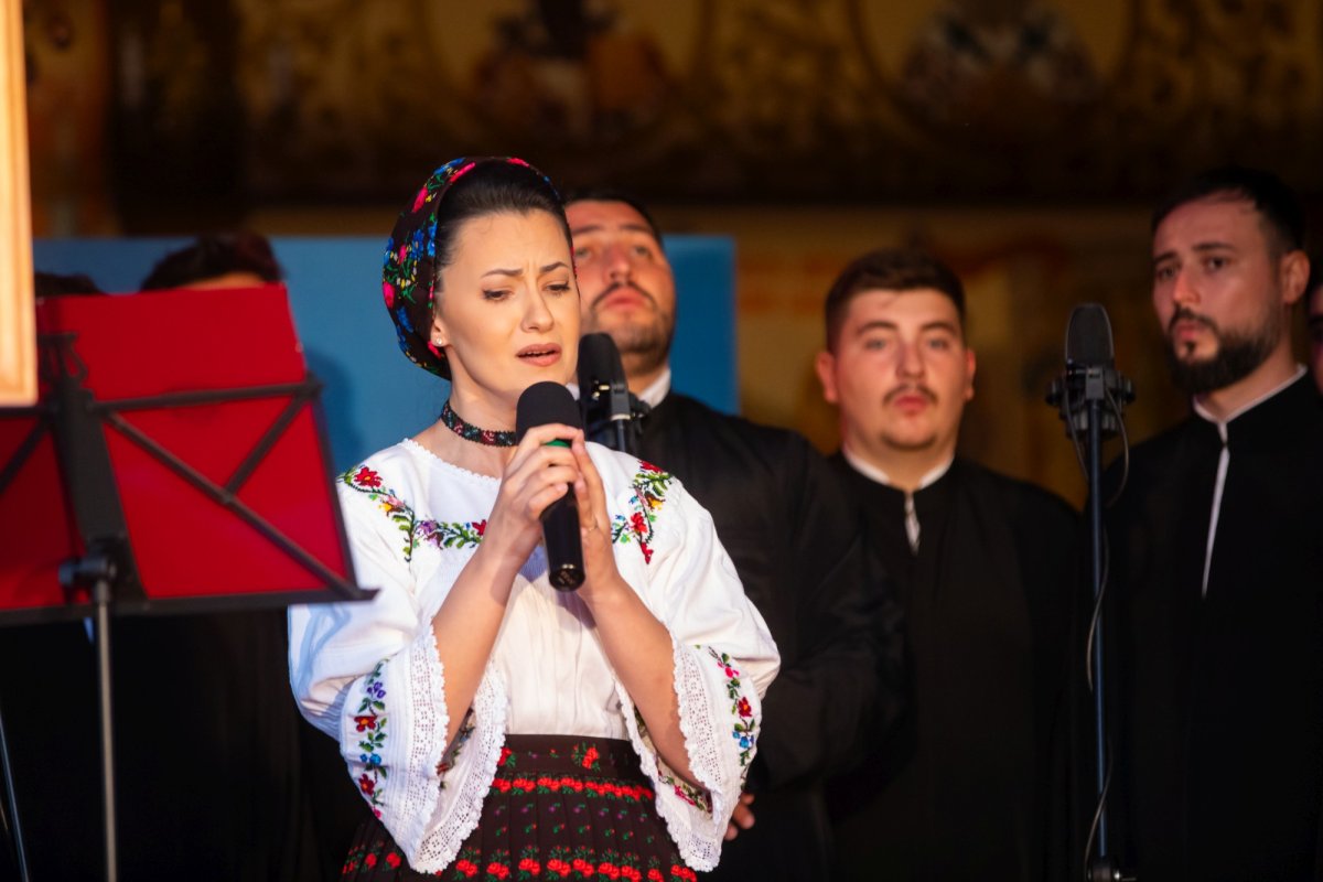 Concert și slujbe de hramul Paraclisului Catedralei Naționale 261319