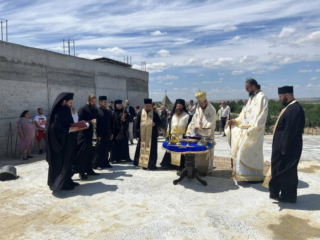 Piatră de temelie pentru un paraclis la Mănăstirea Eroilor din Basarabia 261289