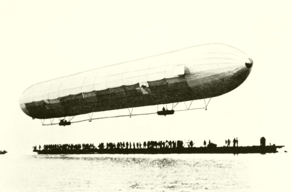 Ferdinand von Zeppelin, un pionier al aeronauticii 261401