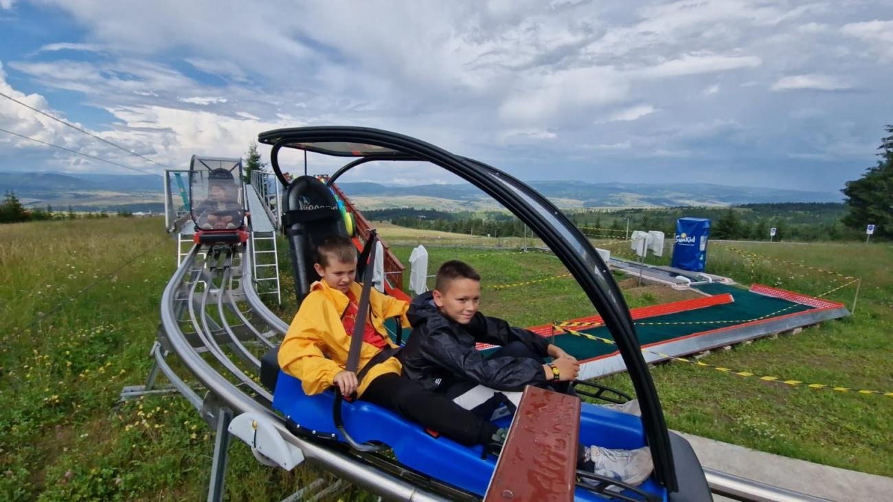 Școală de vară la Ciobotani pentru tineri din județul Mureș 261417