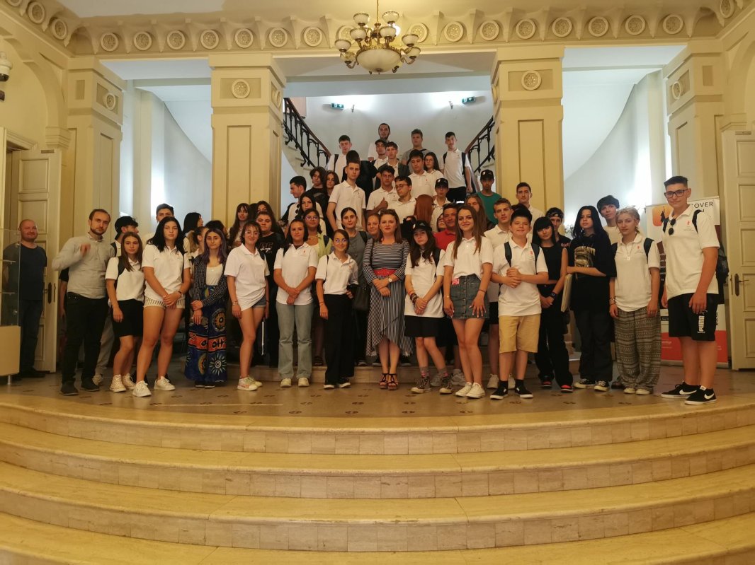 Activitate cu tradiţie la Facultatea de Teologie din Craiova 261605