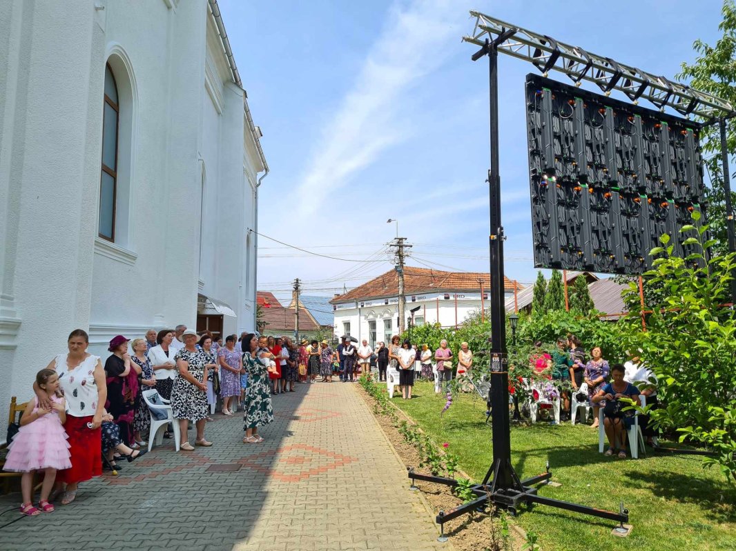 Resfințirea Bisericii „Adormirea Maicii Domnului” din Dej 261574