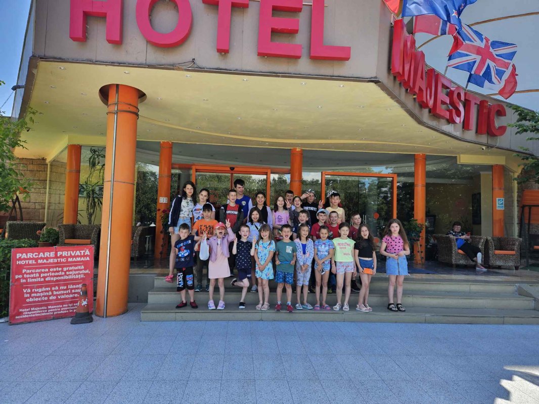 Proiecte educative şi ludice pentru elevi din Cugir şi copii ai Centrului de zi „Sfântul Stelian” din Urlaţi 260851