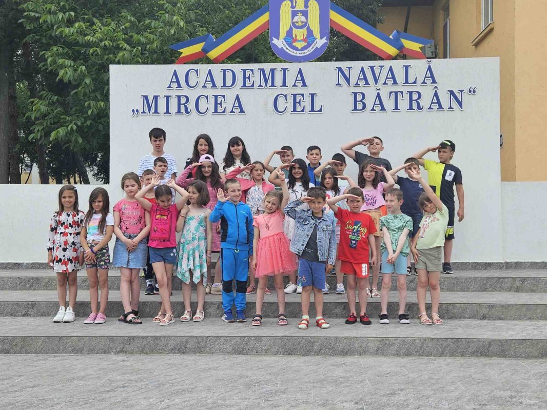 Proiecte educative şi ludice pentru elevi din Cugir şi copii ai Centrului de zi „Sfântul Stelian” din Urlaţi 260854