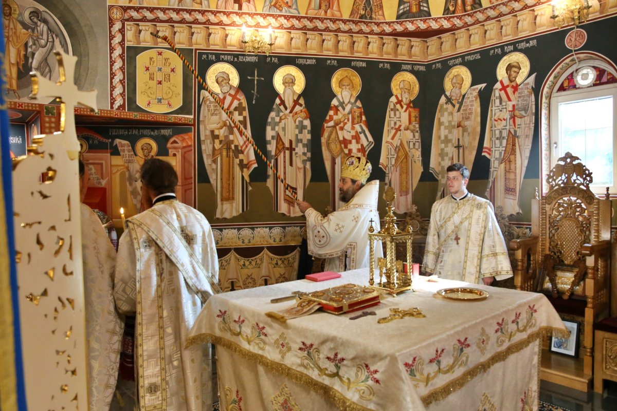 Sărbătoarea bisericii din localitatea botoșăneană Concești 261970