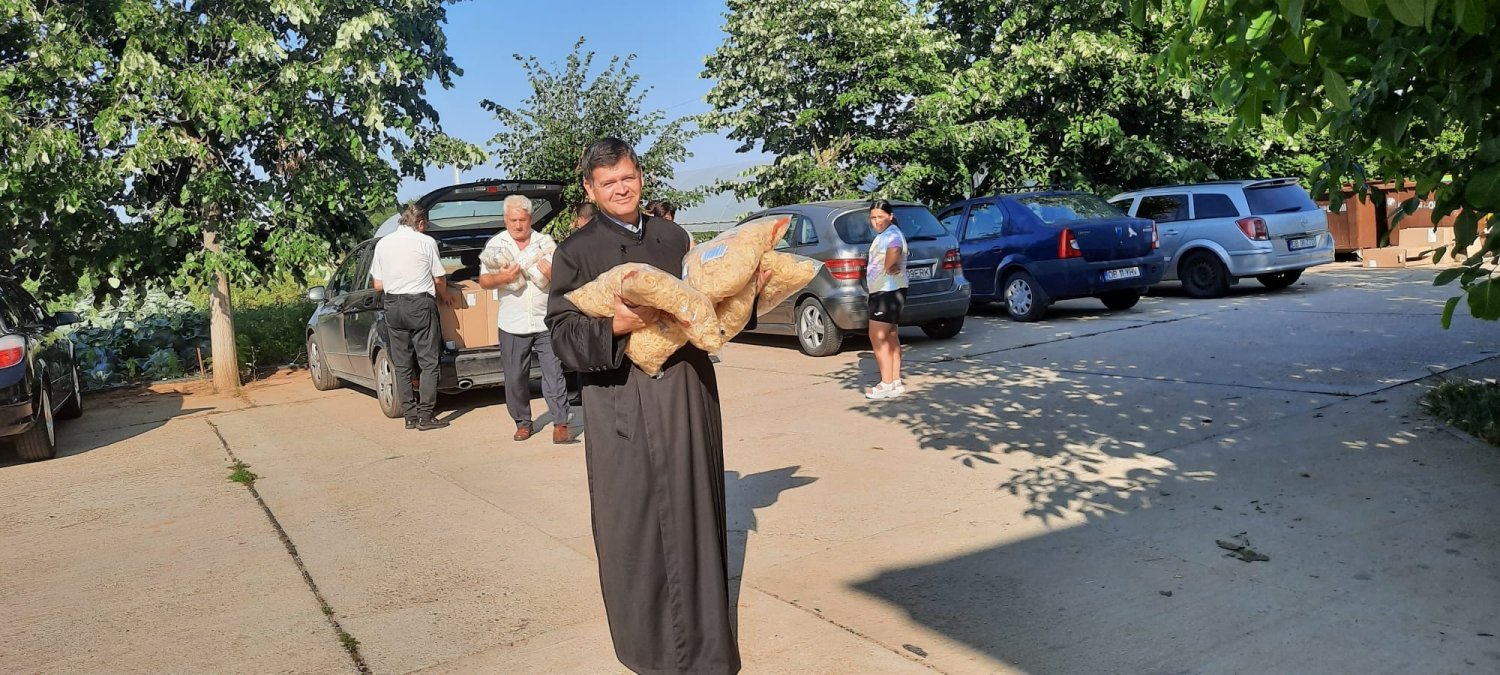 Sprijin pentru bătrânii de la un centru din Dâmbovița  262386