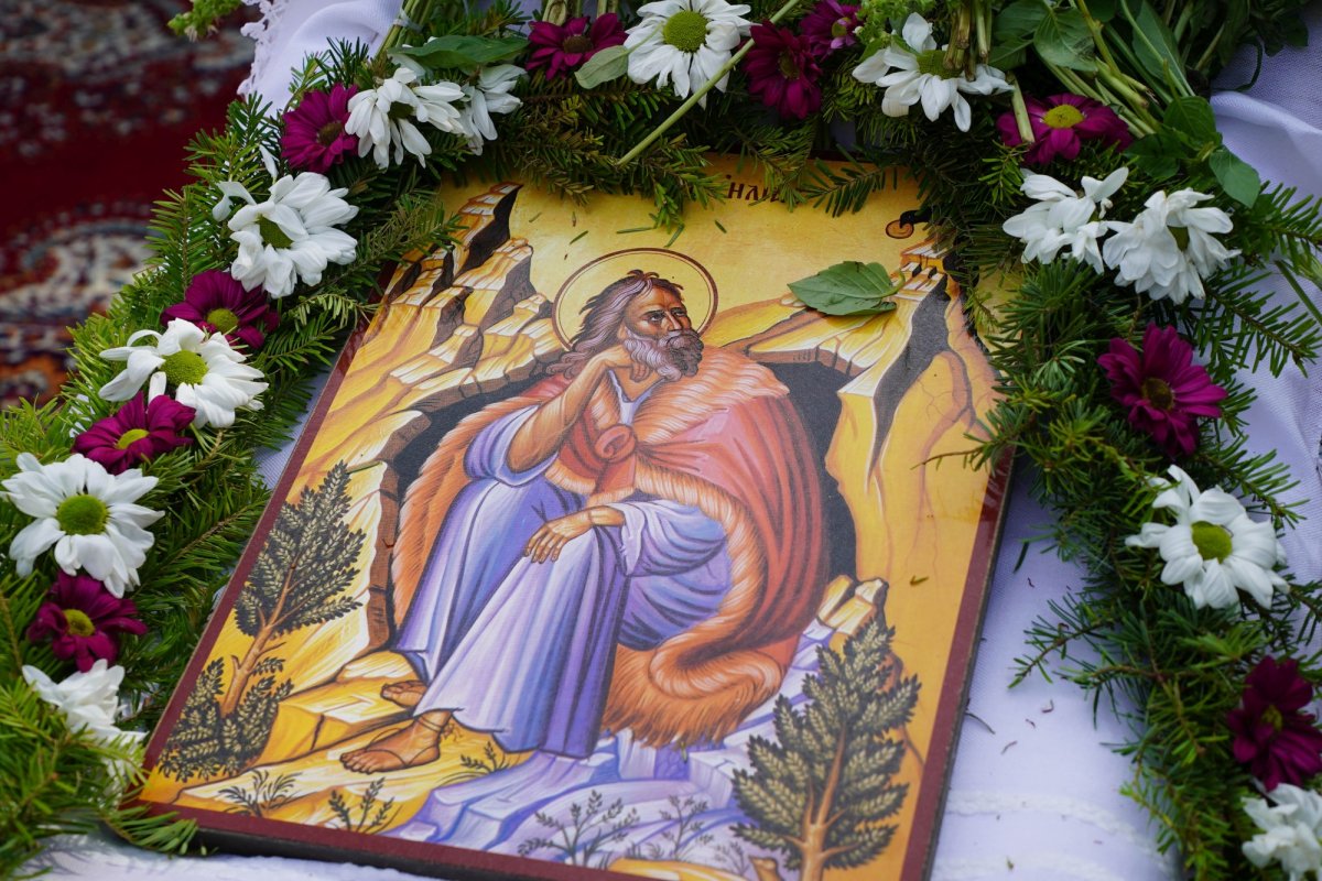 Târgul de Sfântul Ilie la o parohie din orașul Galați 262378