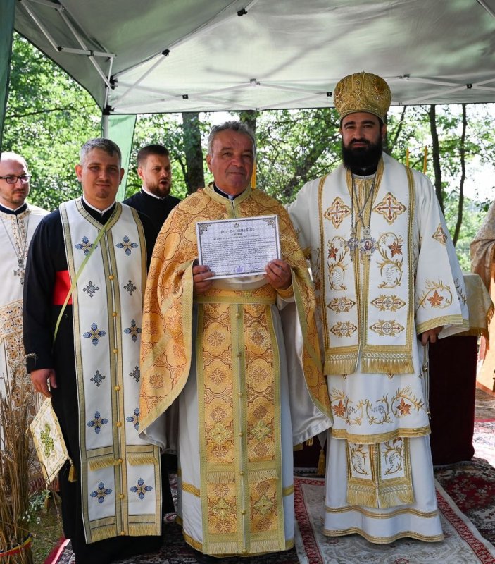 Binecuvântări arhiereşti în Episcopia Devei şi Hunedoarei 262806