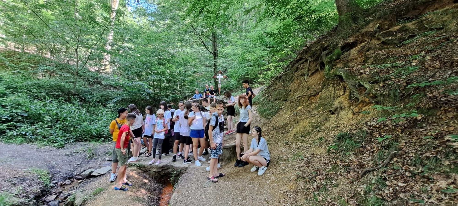 Tabăra „Împreună, să ne cunoaştem tradiţia şi valorile creştine” la a 14‑a ediție 262945