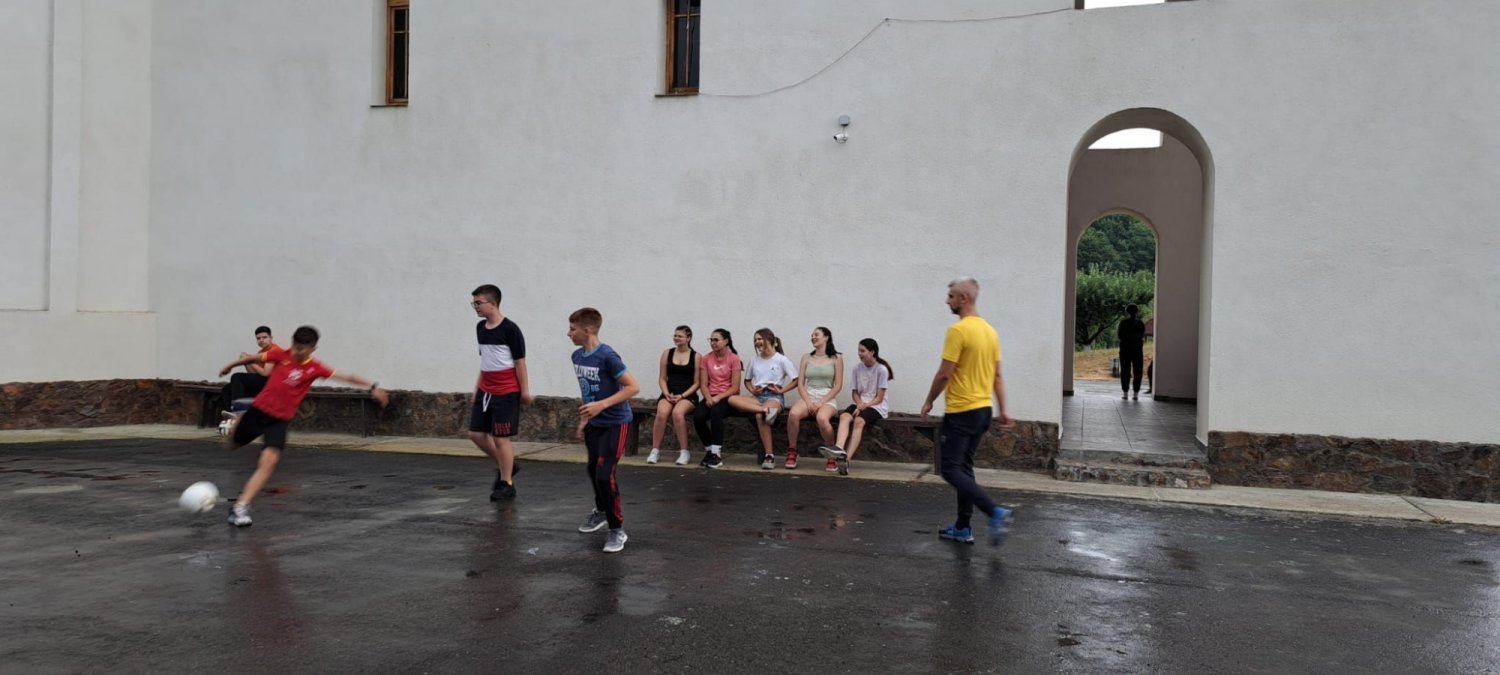 Tabăra „Împreună, să ne cunoaştem tradiţia şi valorile creştine” la a 14‑a ediție 262947