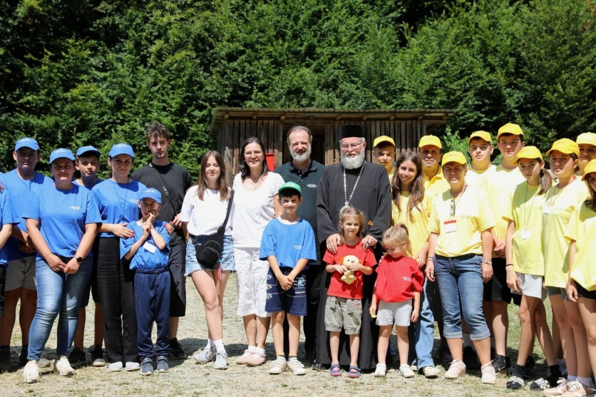 Activităţi cu tineri şi copii în Maramureş 263054