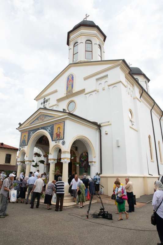 Bucuria cinstirii unui sfânt vindecător iubit de bucureșteni 263063