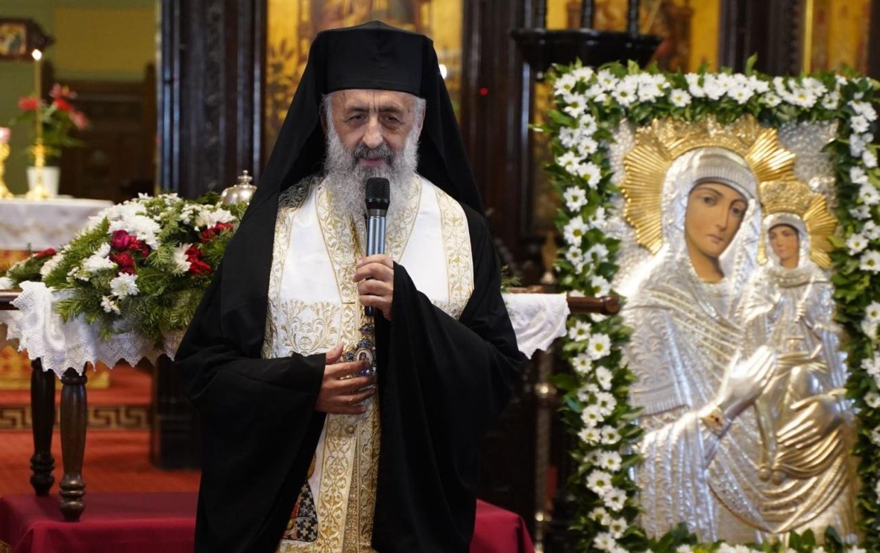 Cinstitele moaște ale Sfintei și Dreptei Ana la Catedrala Încoronării din Alba Iulia 263213