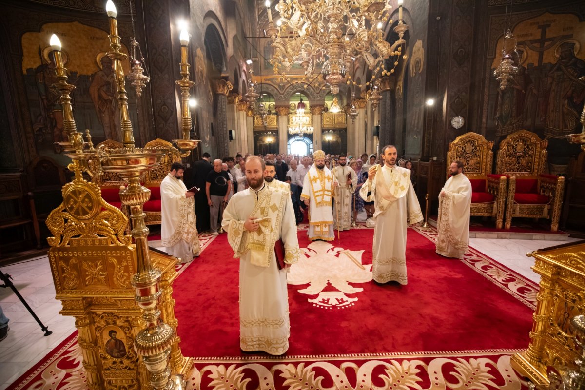 Duminica a 8-a după Rusalii la Catedrala Patriarhală din București 263243