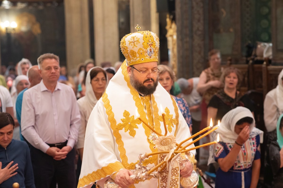 Duminica a 8-a după Rusalii la Catedrala Patriarhală din București 263253