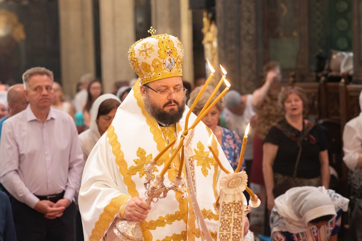 Duminica a 8-a după Rusalii la Catedrala Patriarhală din București 263254