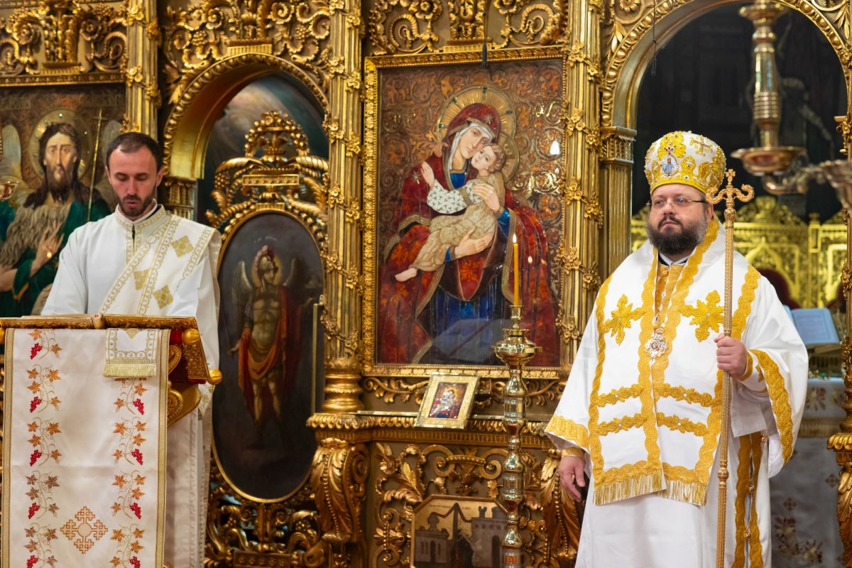 Duminica a 8-a după Rusalii la Catedrala Patriarhală din București 263268
